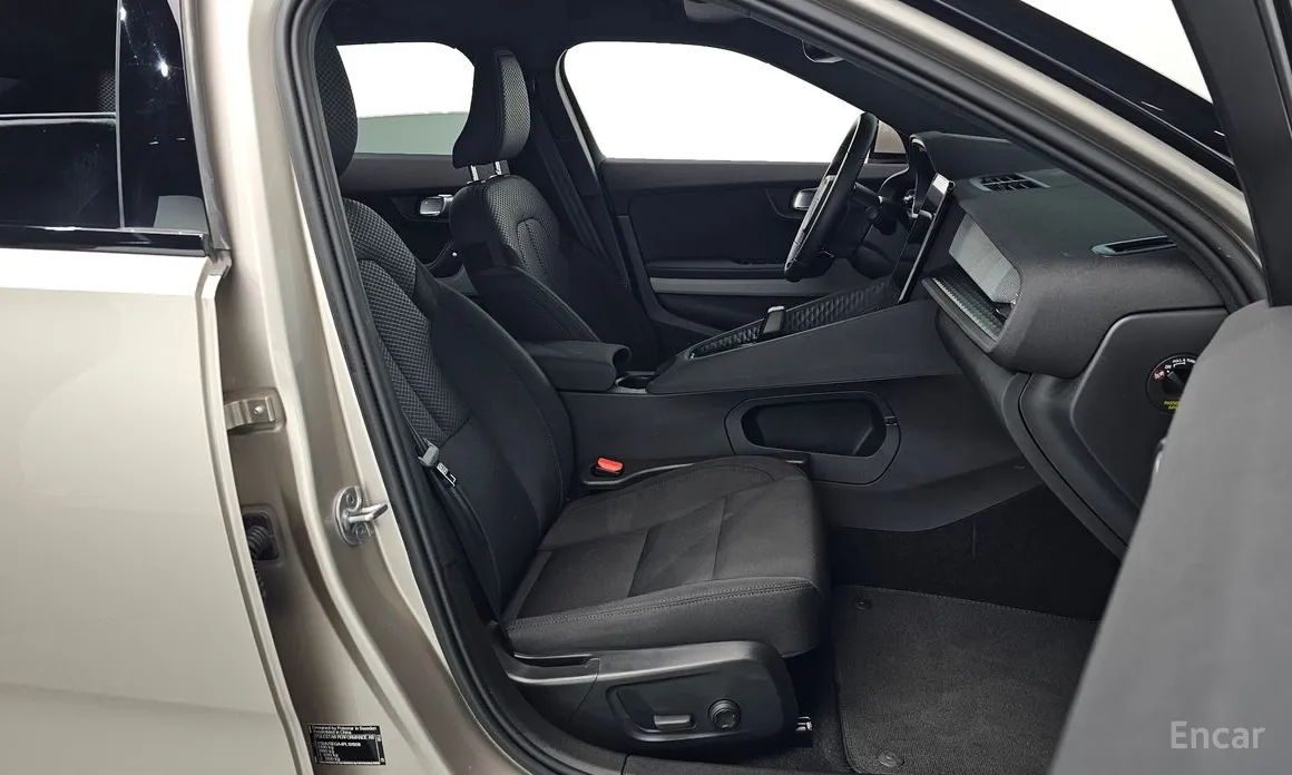 Фото 10 - Polestar 2