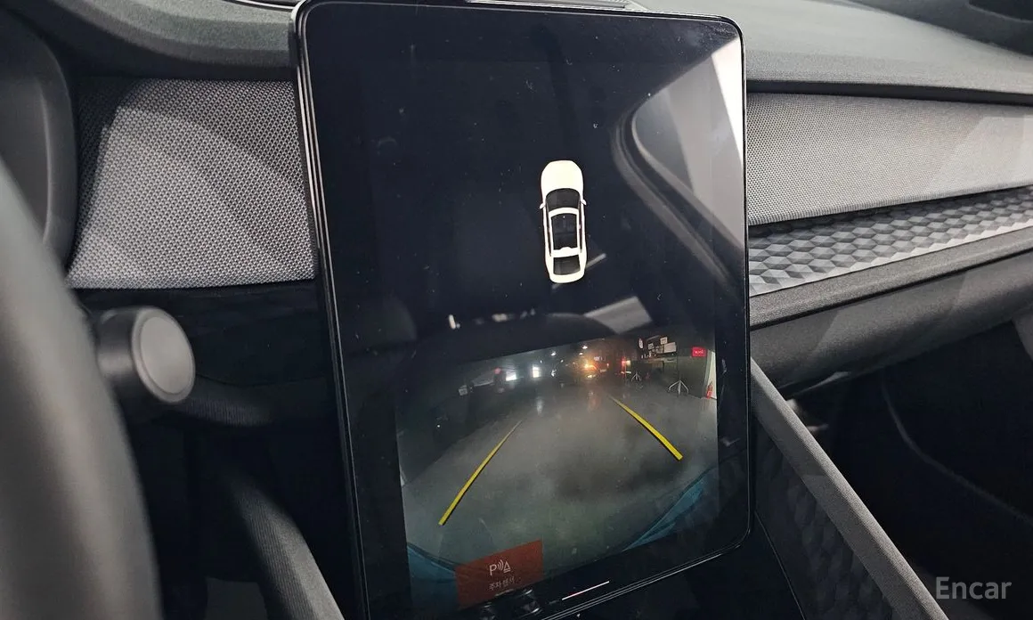 Фото 15 - Polestar 2