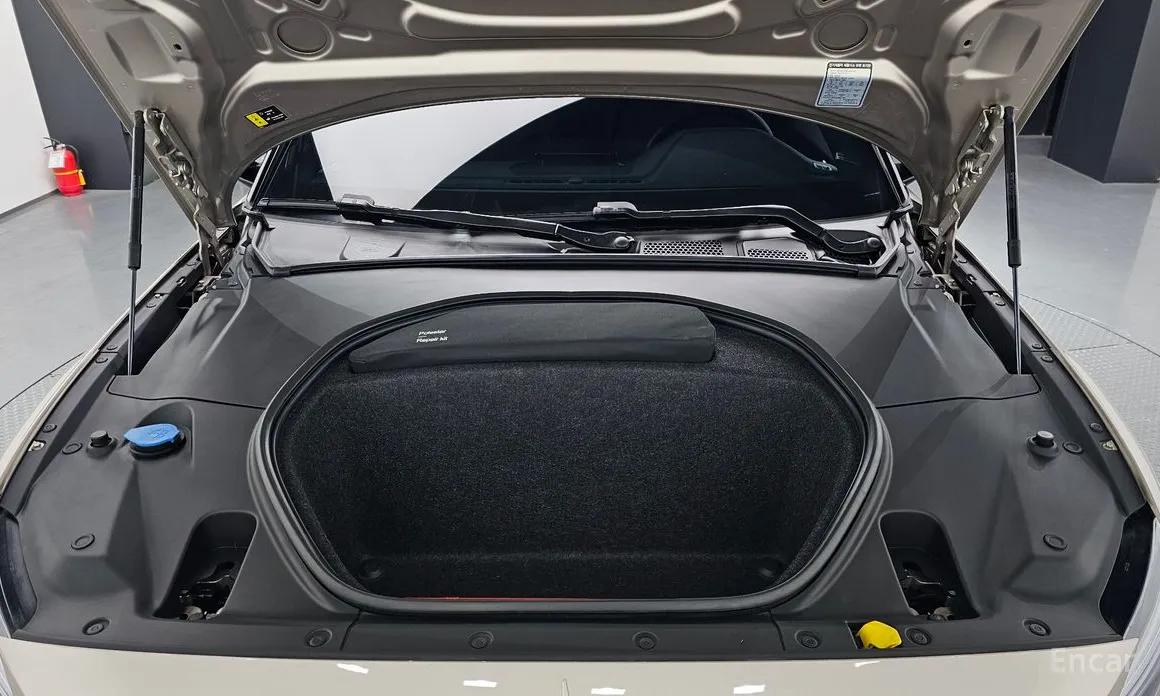 Фото 6 - Polestar 2