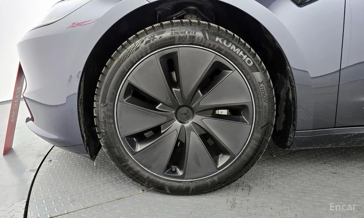 Фото 5 - Tesla Model 3