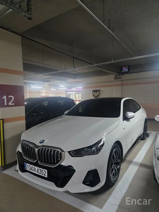 Фото 3 - BMW 5 Series