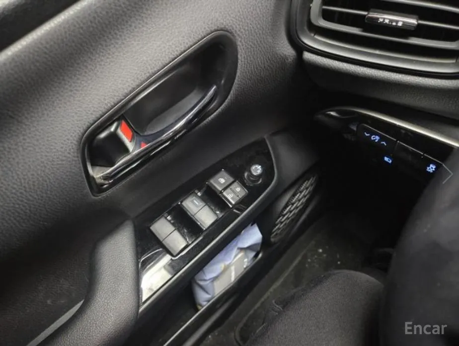 Фото 18 - Toyota Prius