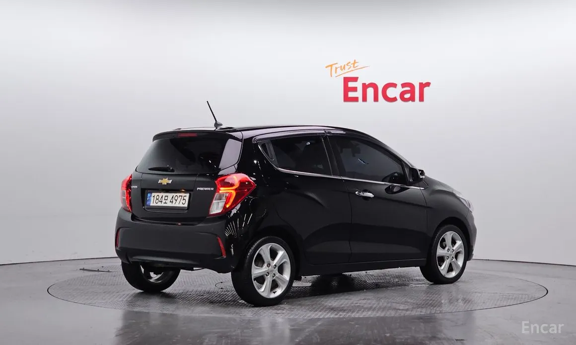 Фото 2 - Chevrolet Spark