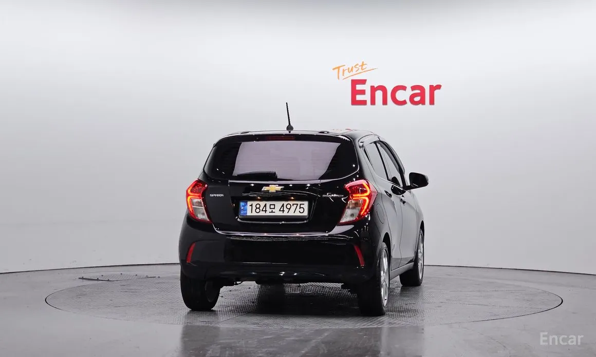 Фото 4 - Chevrolet Spark