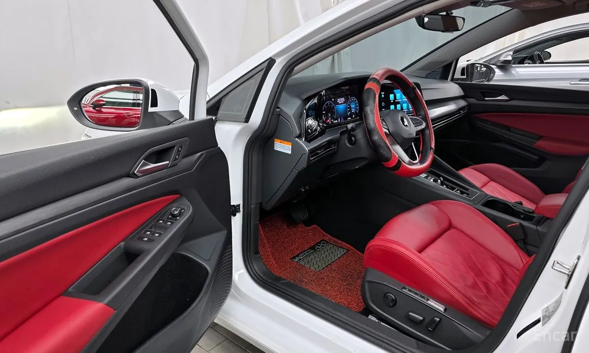 Фото 10 - Volkswagen Golf