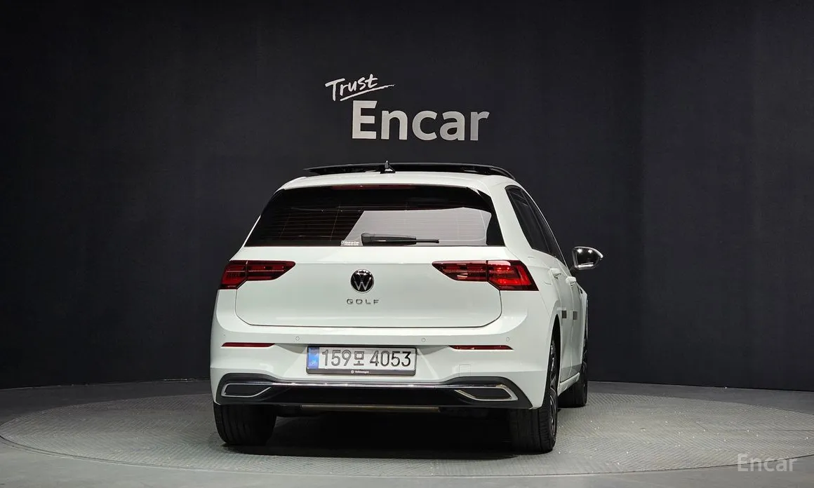 Фото 4 - Volkswagen Golf