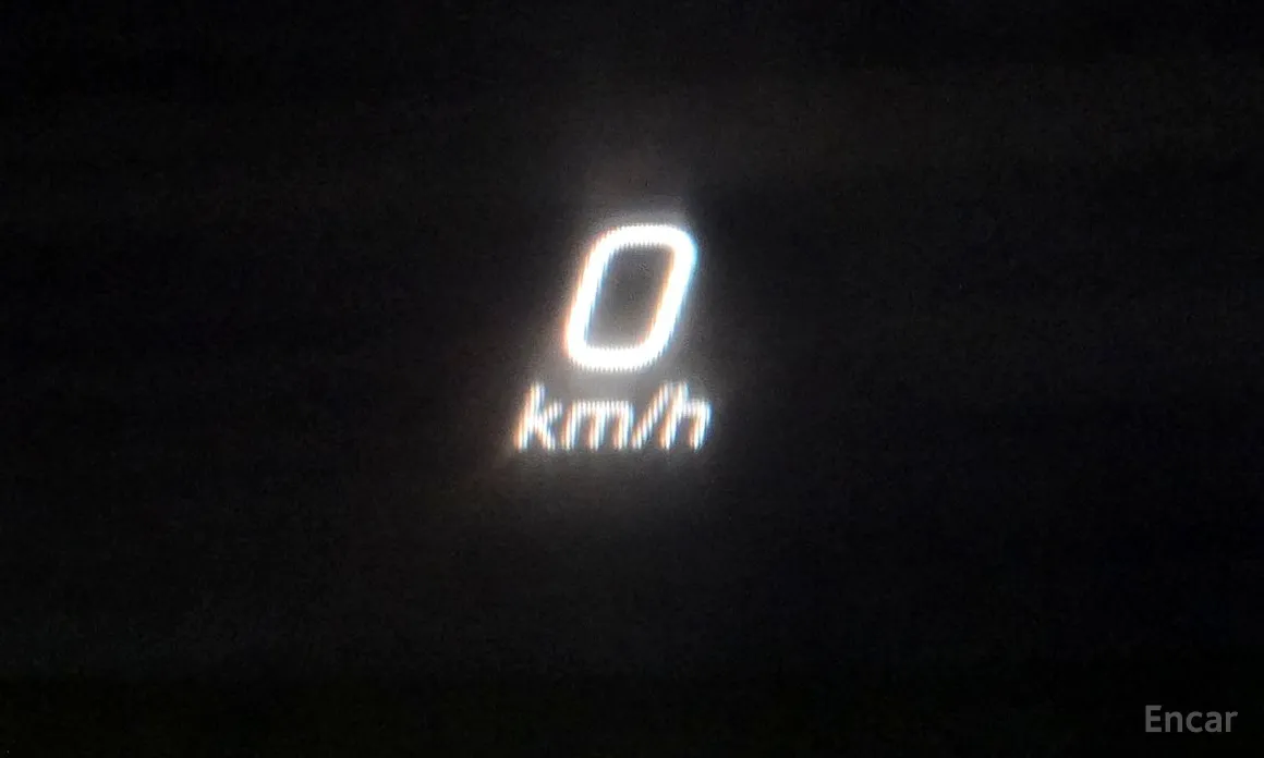 Фото 15 - Mercedes-Benz E-Class