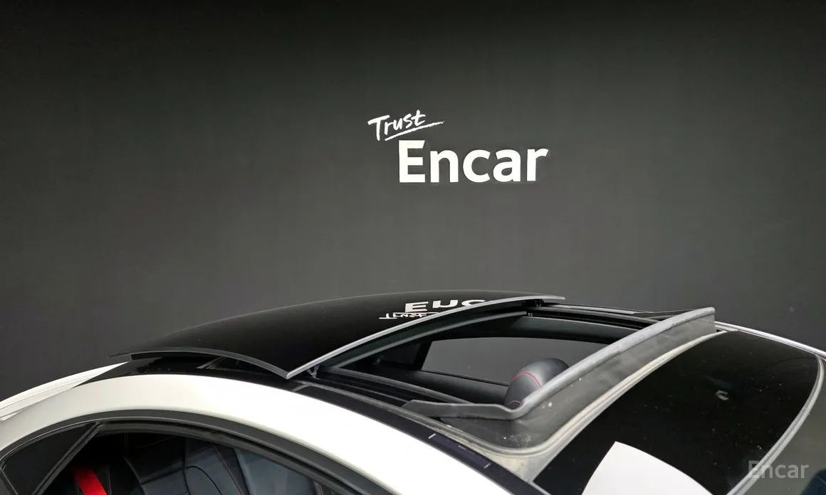 Фото 20 - Mercedes-Benz E-Class