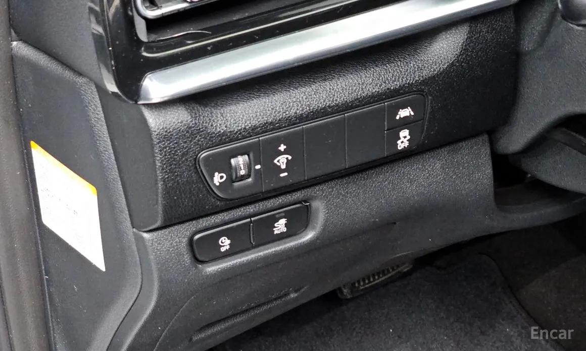 Фото 14 - Kia Niro