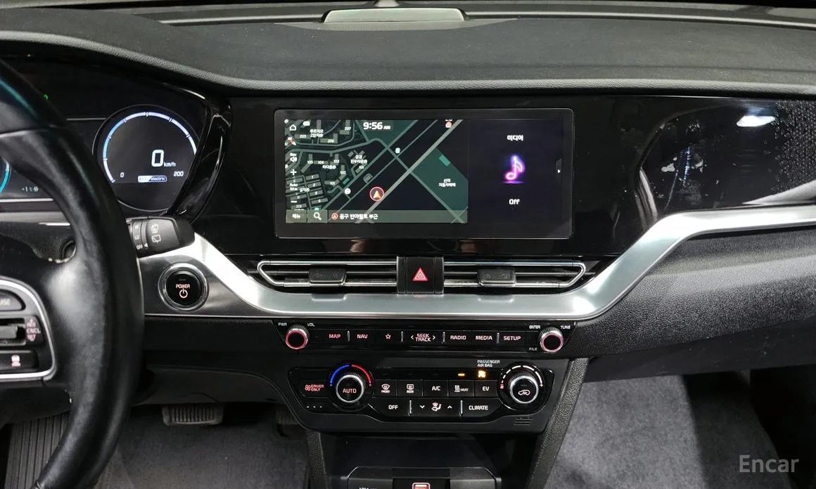 Фото 15 - Kia Niro