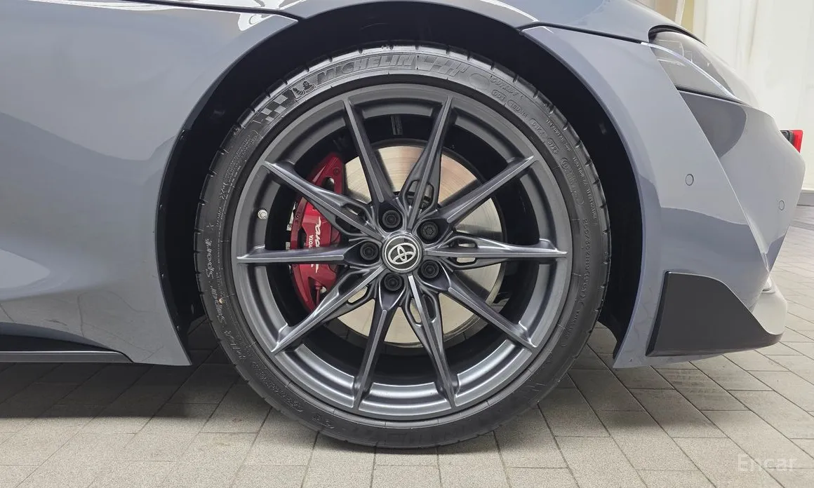 Фото 5 - Toyota Supra