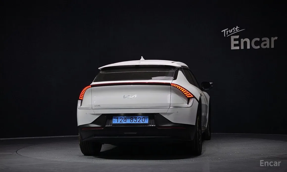 Фото 4 - Kia EV6