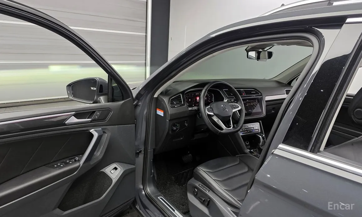 Фото 10 - Volkswagen Tiguan