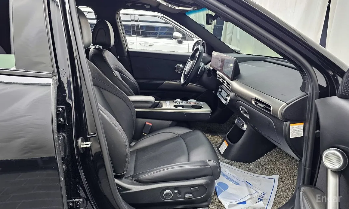 Фото 11 - Genesis GV60