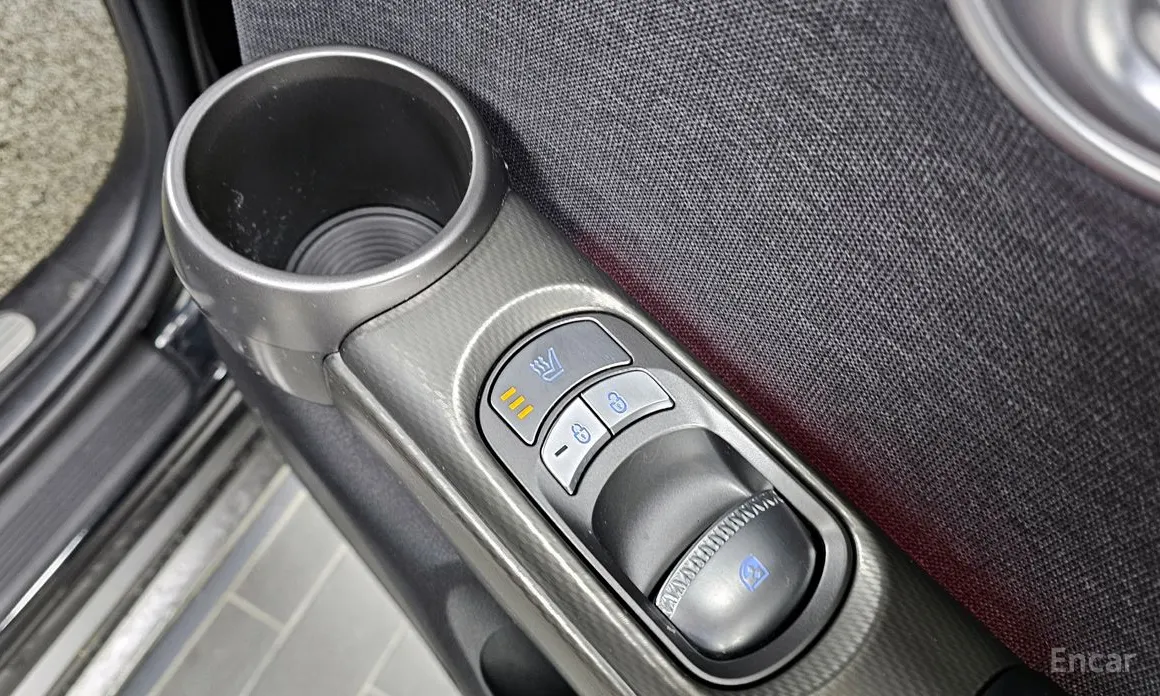 Фото 18 - Genesis GV60