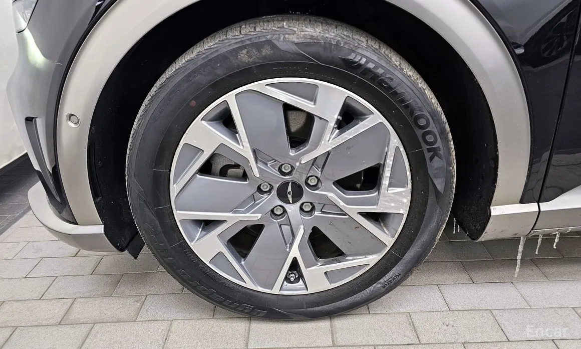 Фото 5 - Genesis GV60