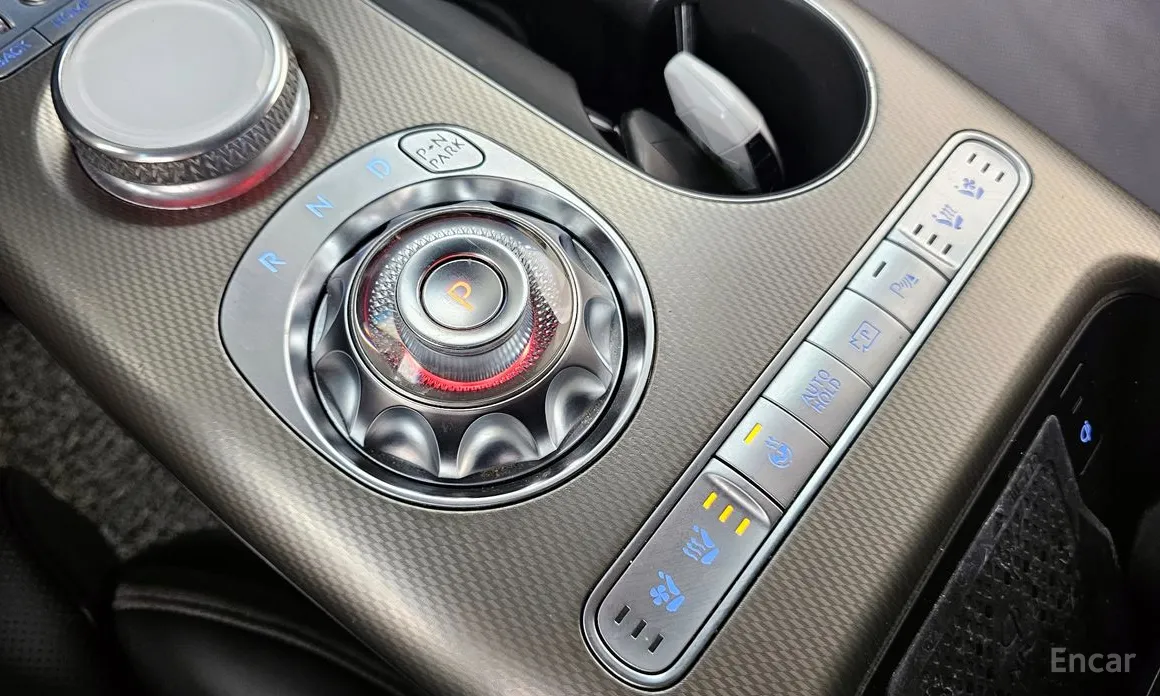 Фото 9 - Genesis GV60