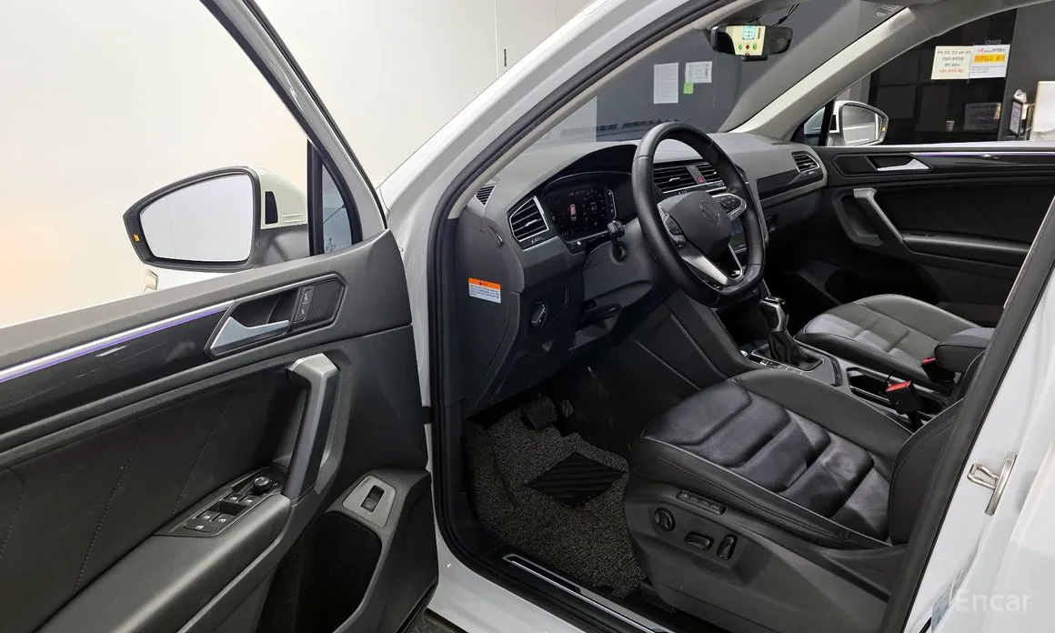 Фото 10 - Volkswagen Tiguan