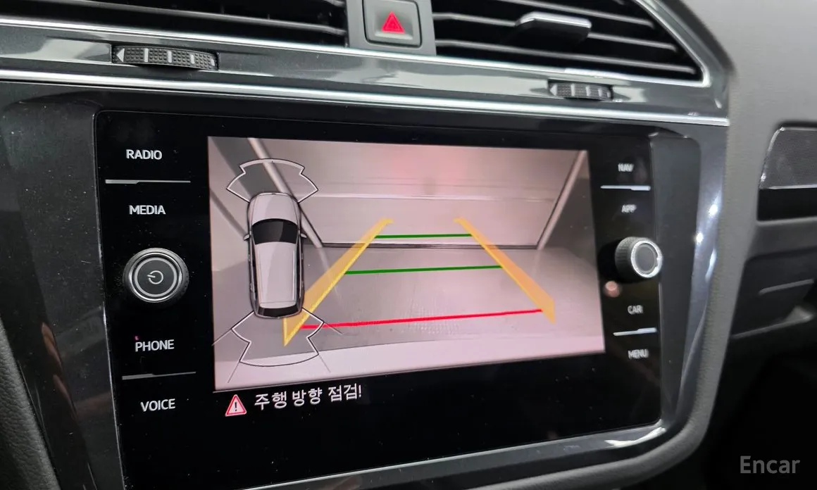 Фото 15 - Volkswagen Tiguan