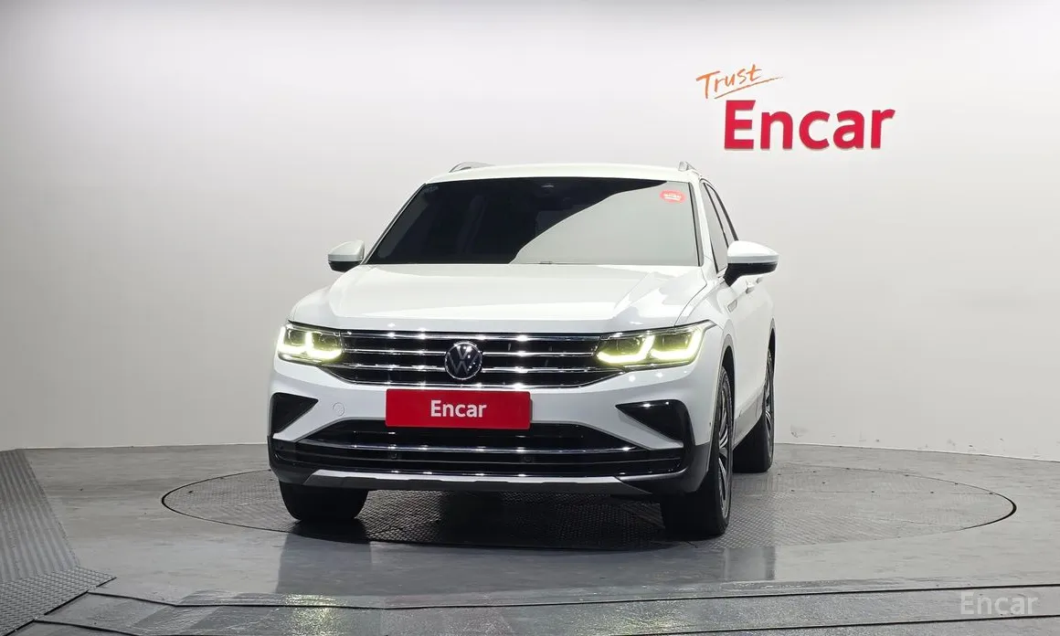 Фото 3 - Volkswagen Tiguan