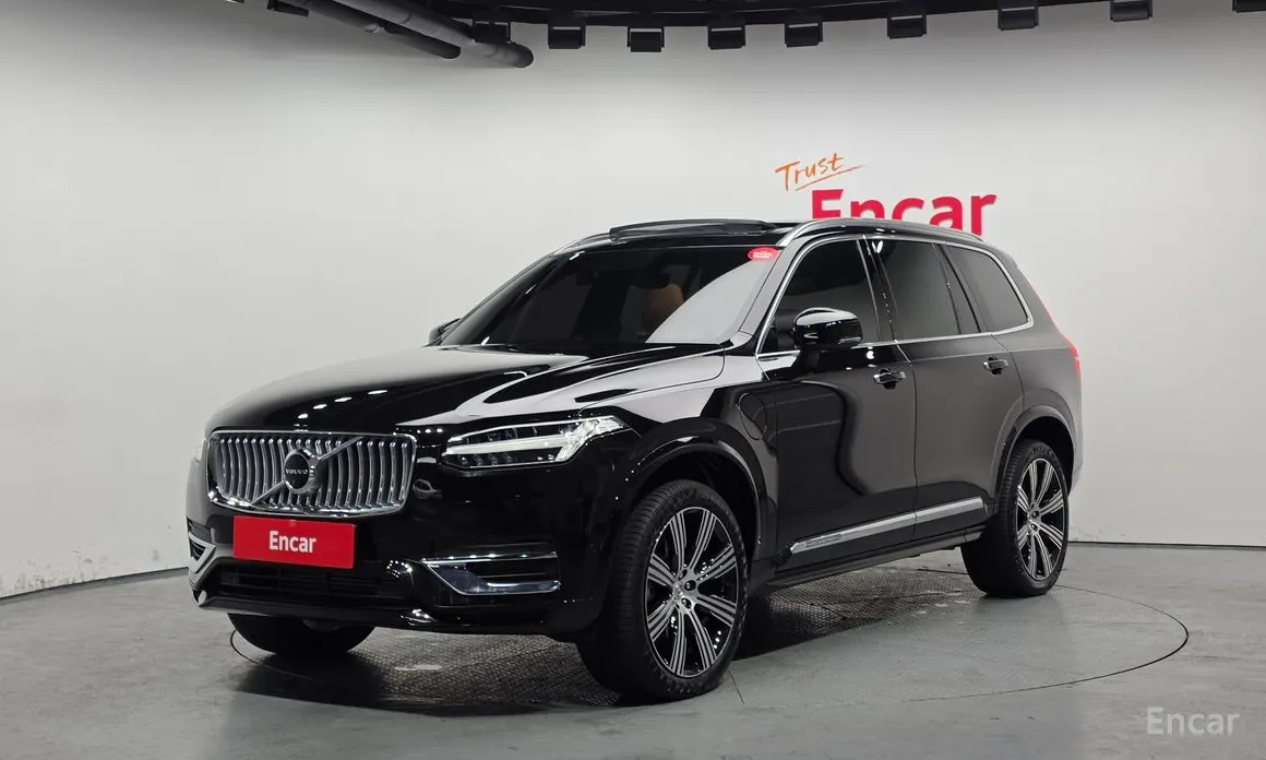 Photo 1 - Volvo XC90