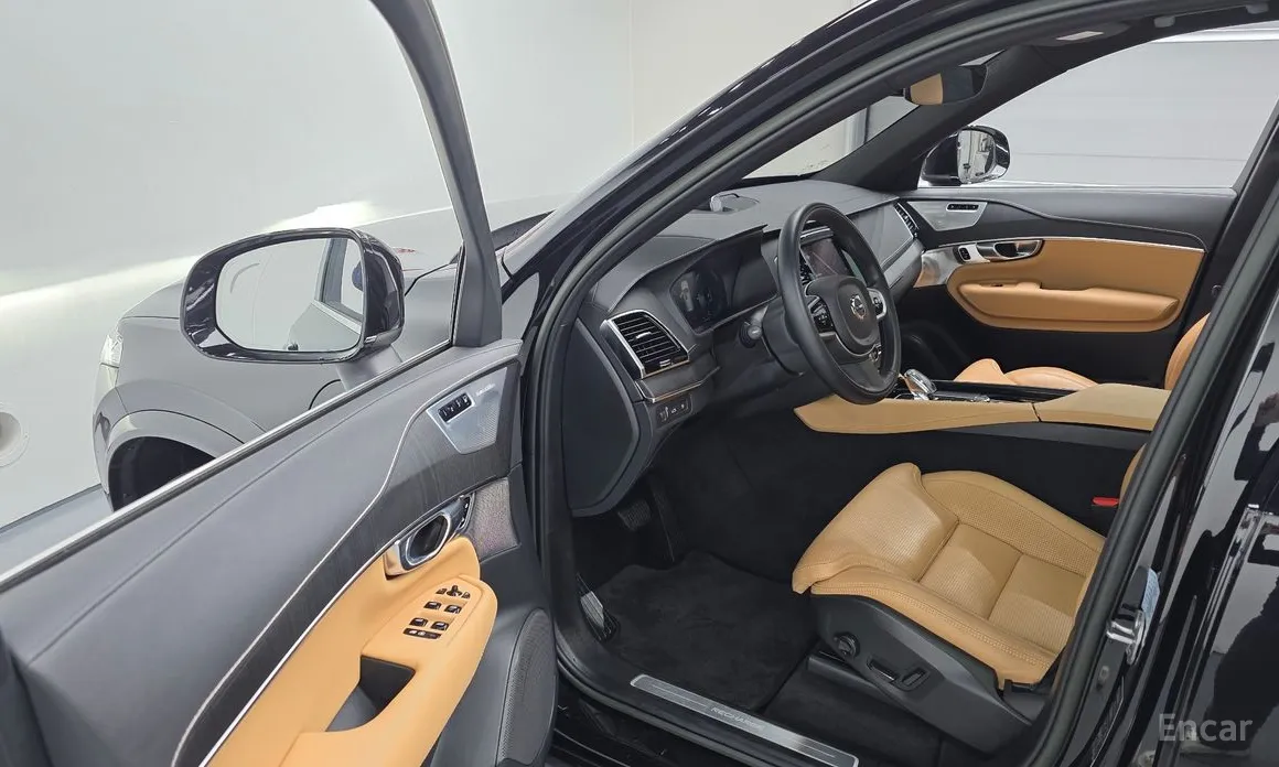 Photo 11 - Volvo XC90