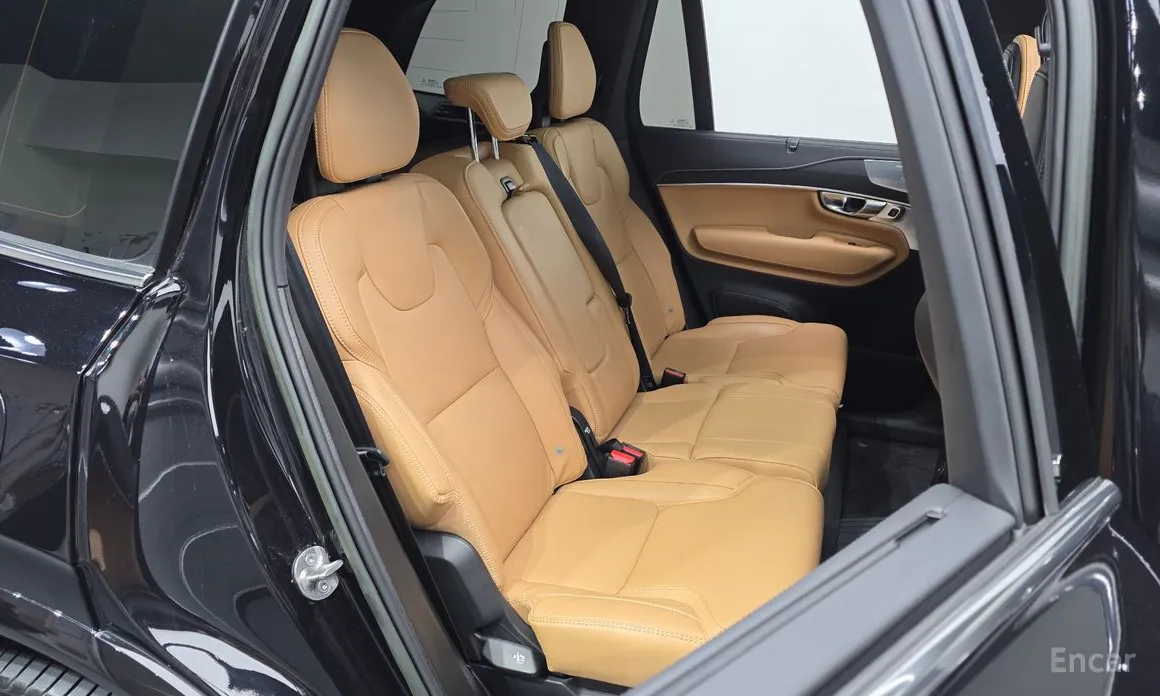 Photo 12 - Volvo XC90