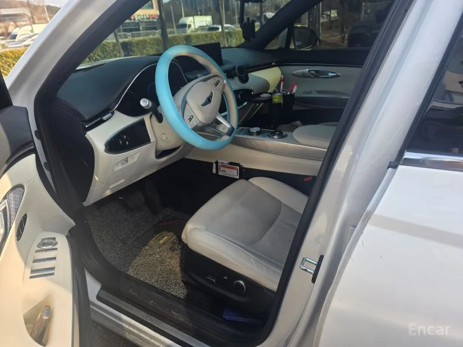 Фото 5 - Genesis GV70