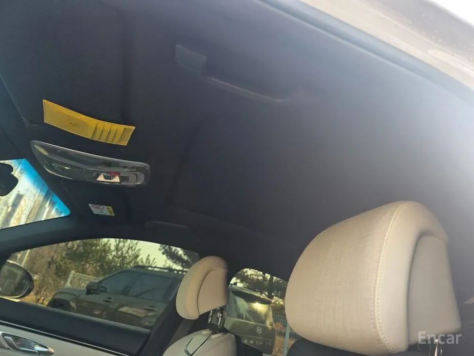 Фото 6 - Genesis GV70