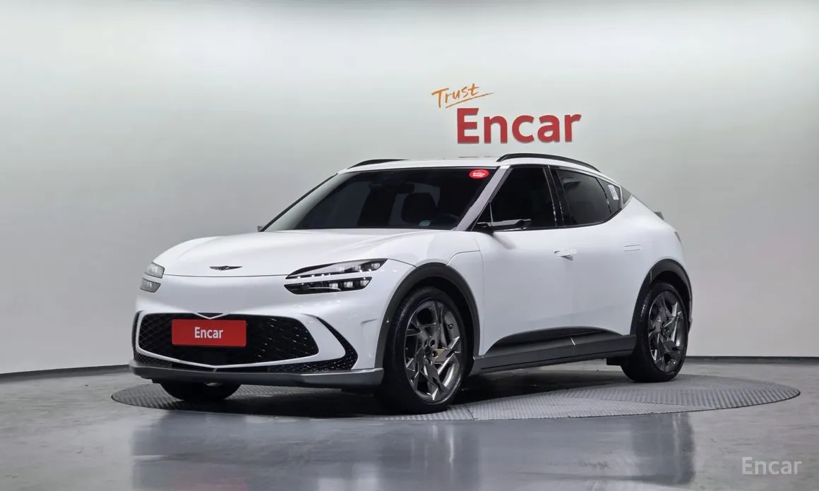 Фото 1 - Genesis GV60