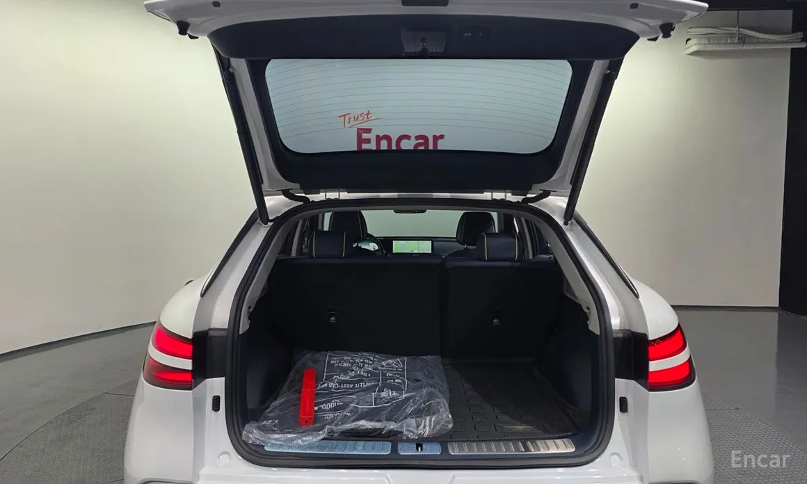 Фото 20 - Genesis GV60