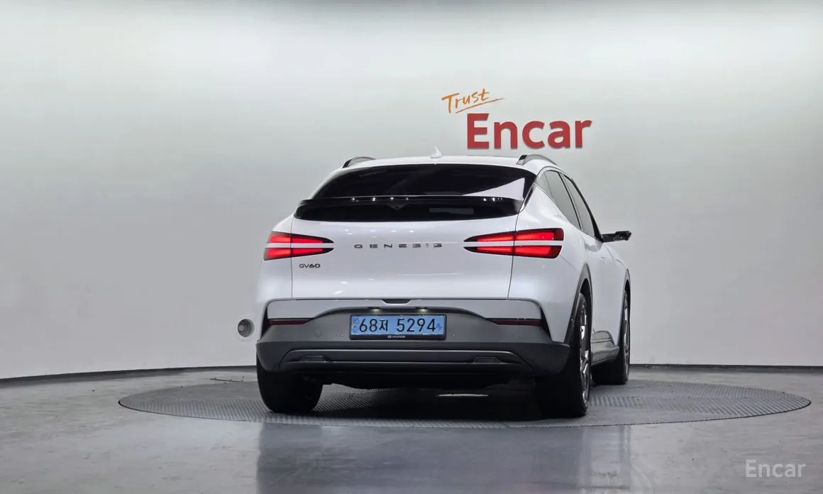 Фото 4 - Genesis GV60