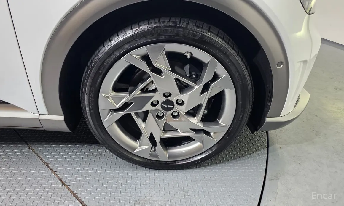 Фото 5 - Genesis GV60