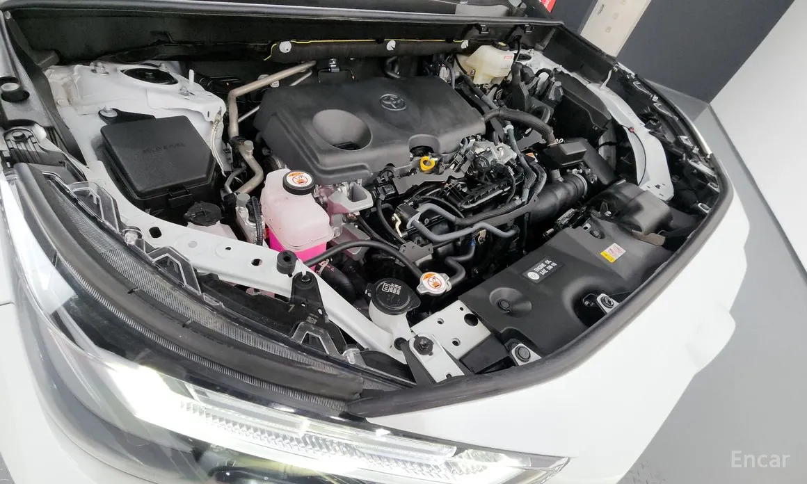 Фото 6 - Toyota RAV4