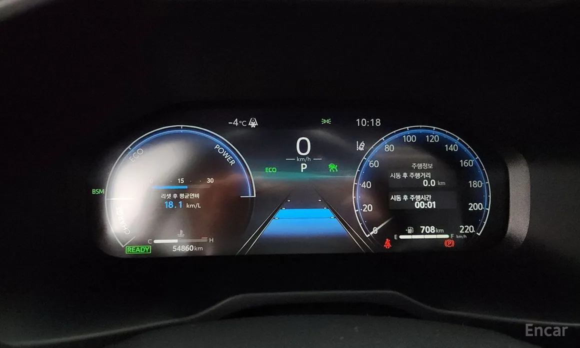 Фото 8 - Toyota RAV4