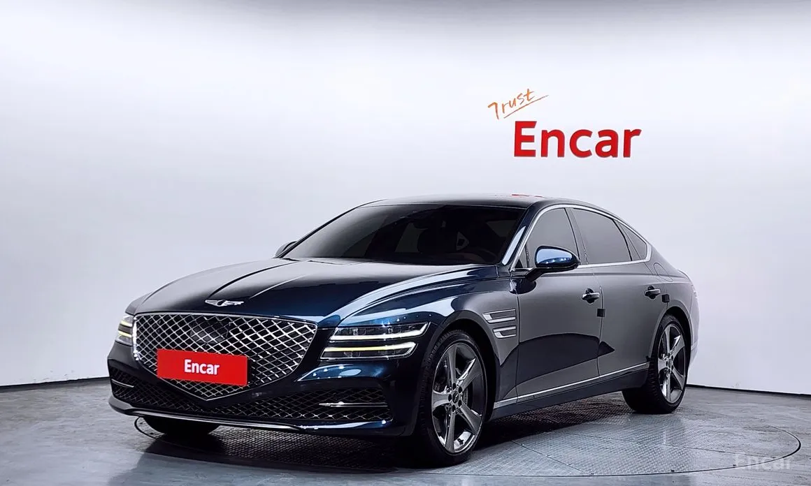 Фото 1 - Genesis G80