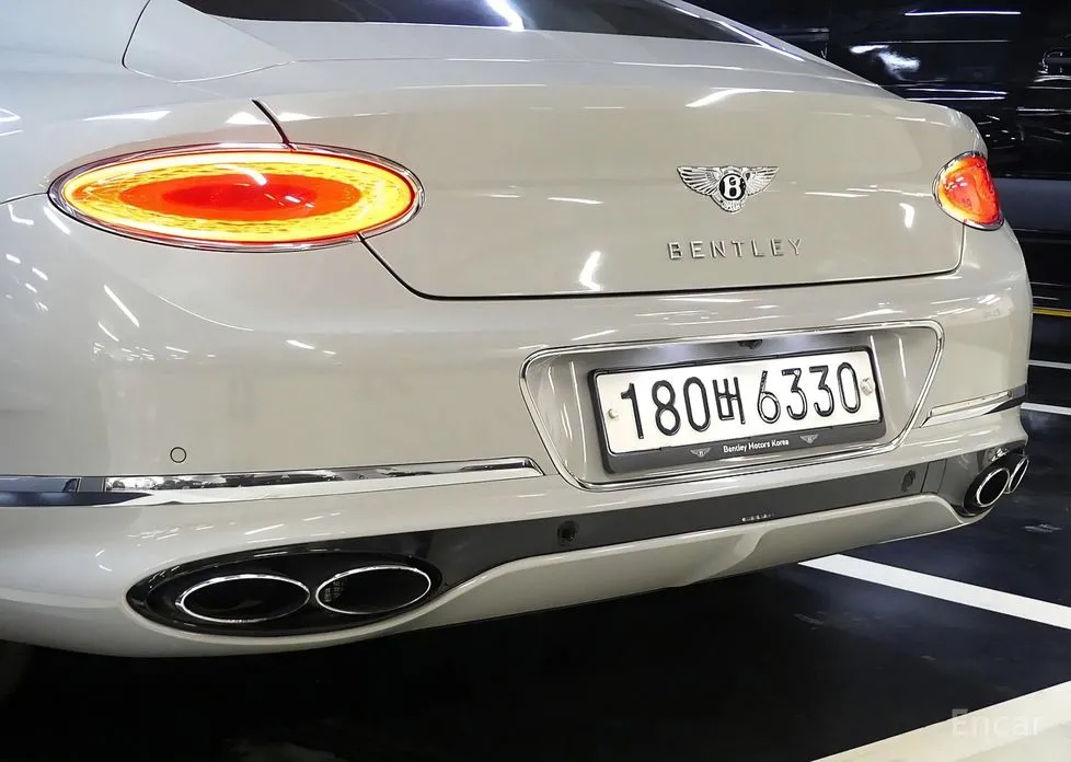 Фото 2 - Bentley Continental GT