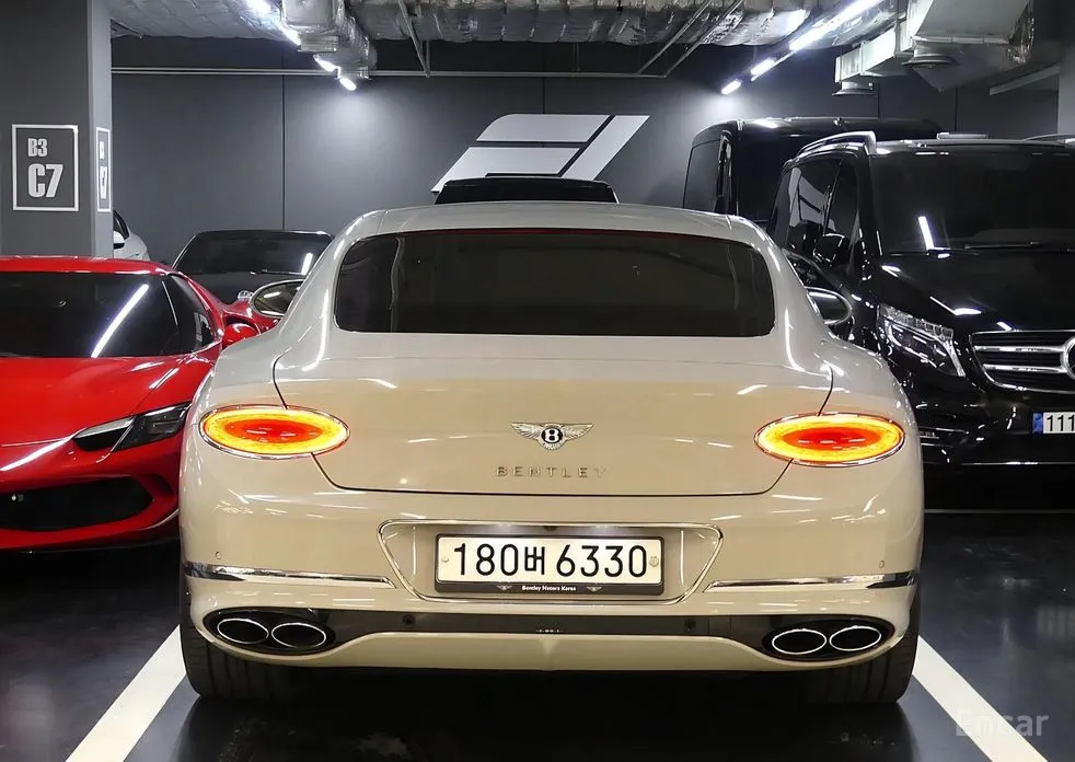 Фото 4 - Bentley Continental GT