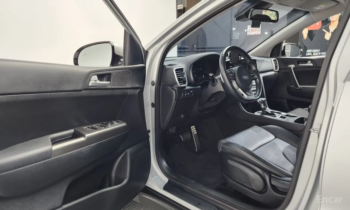 Фото 10 - Kia Sportage