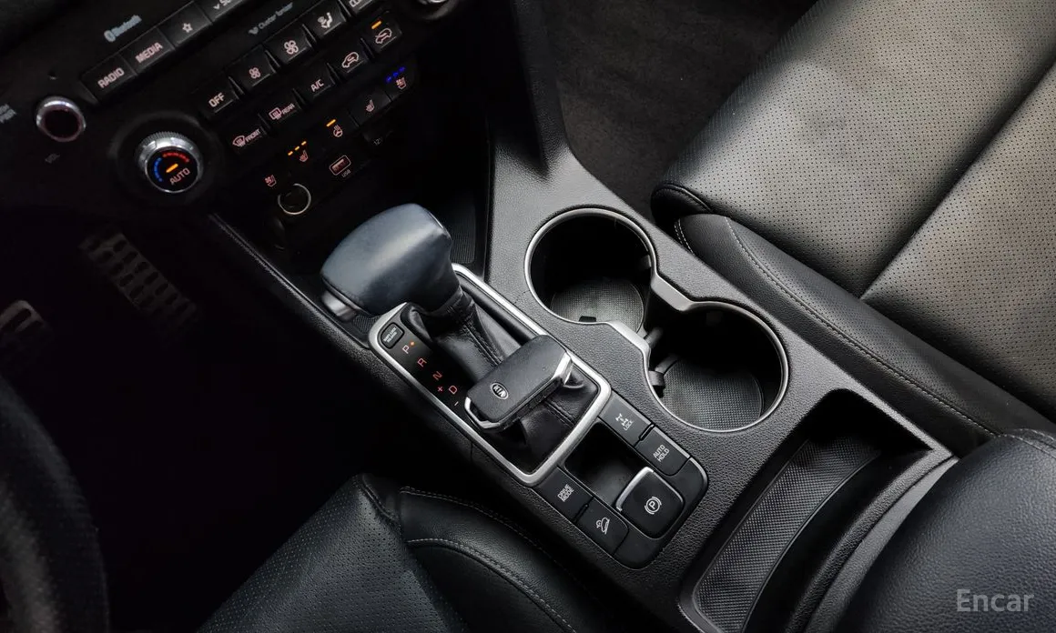 Фото 9 - Kia Sportage