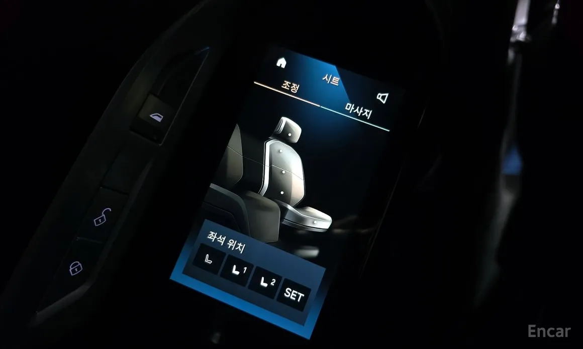 Фото 17 - BMW 7 Series