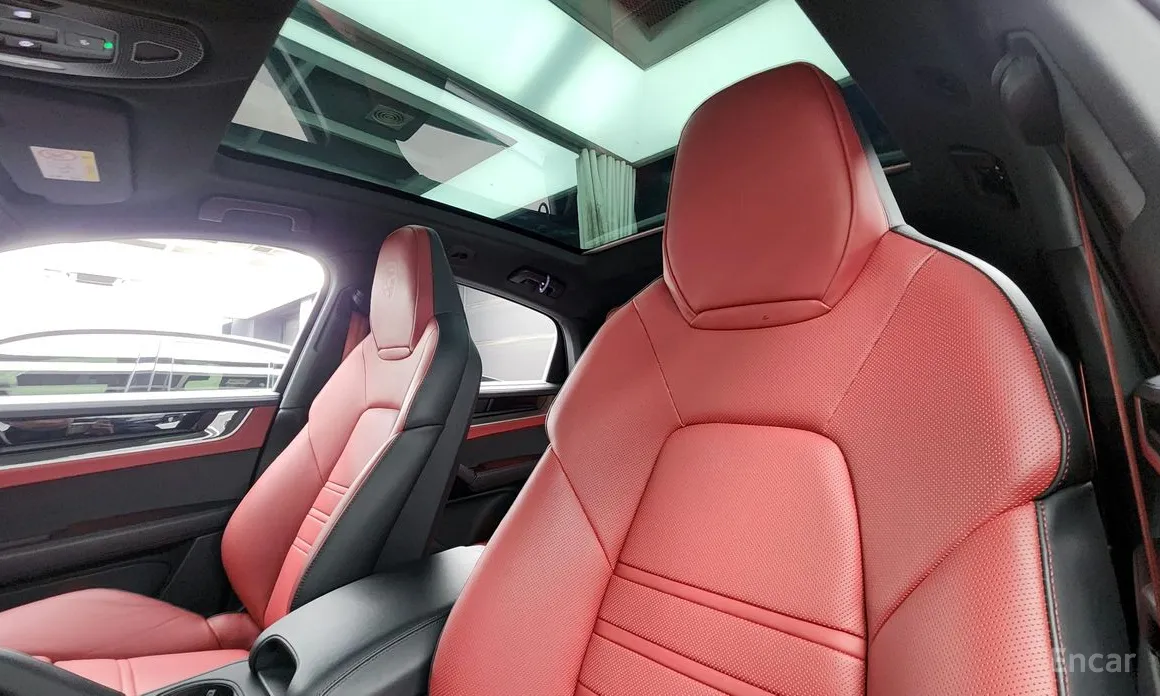 Фото 19 - Porsche Cayenne