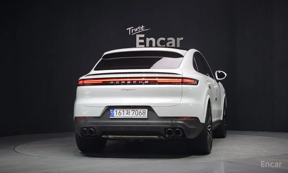 Фото 4 - Porsche Cayenne