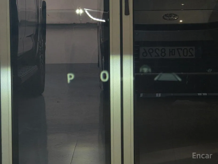 Фото 16 - Toyota Camry