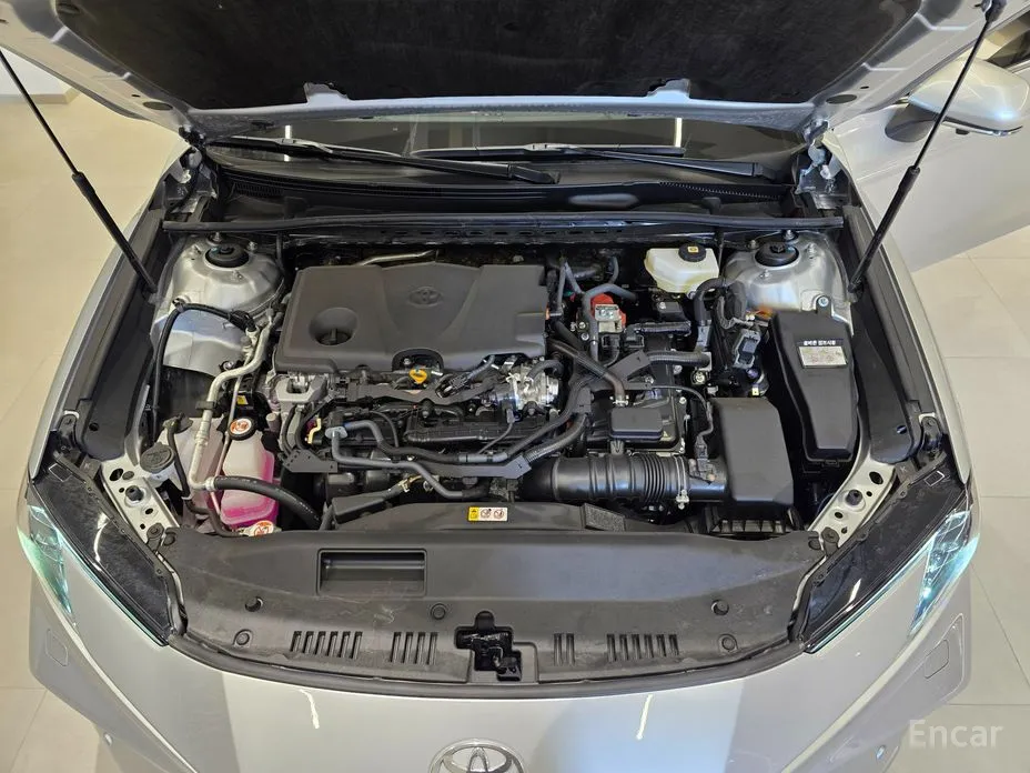 Фото 6 - Toyota Camry