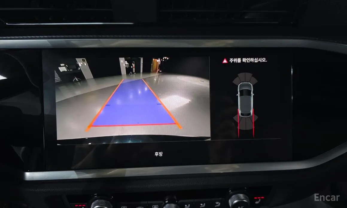 Фото 16 - Audi Q3