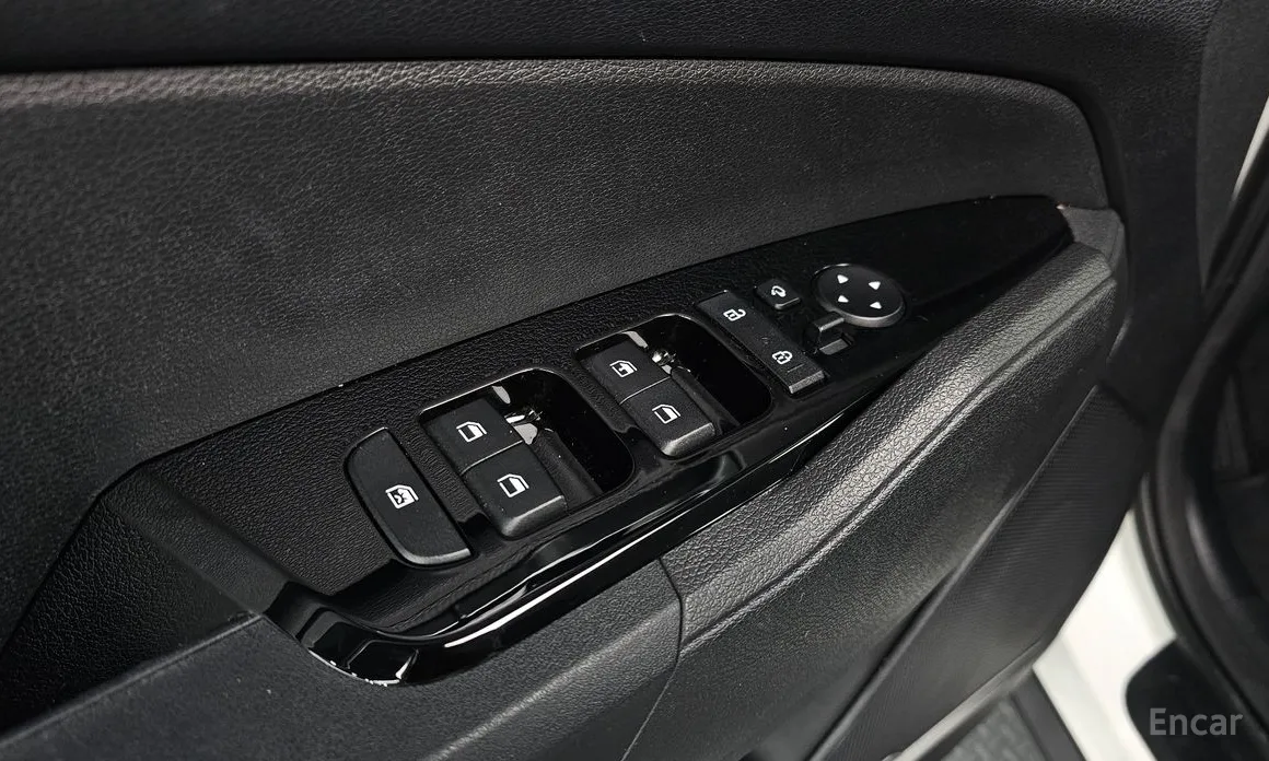 Фото 17 - Kia Sportage