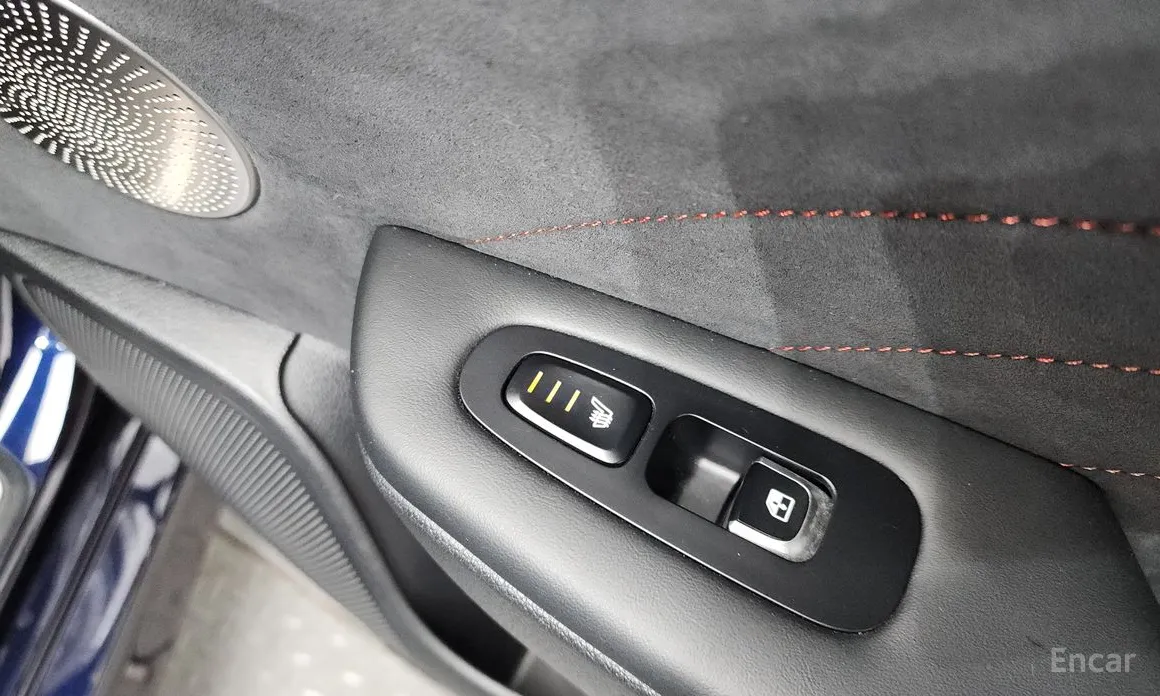 Фото 19 - Kia Stinger