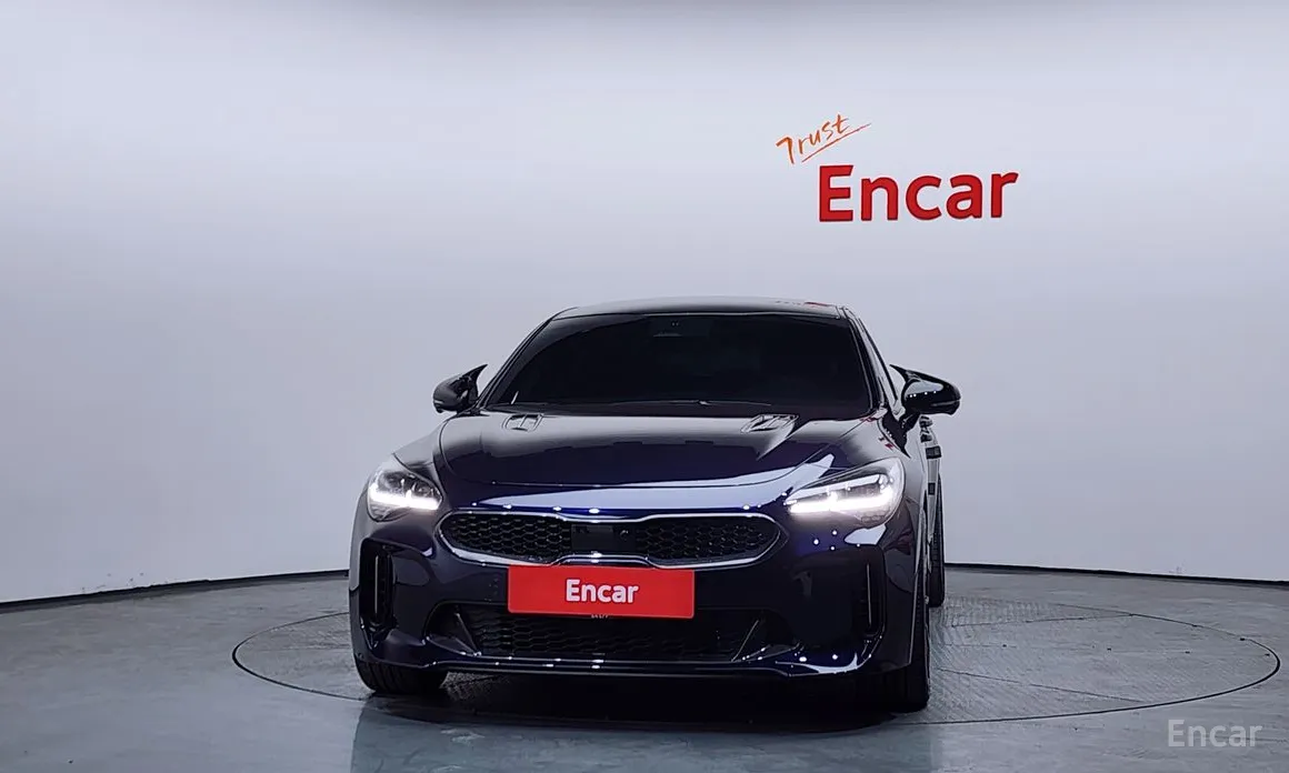 Фото 3 - Kia Stinger