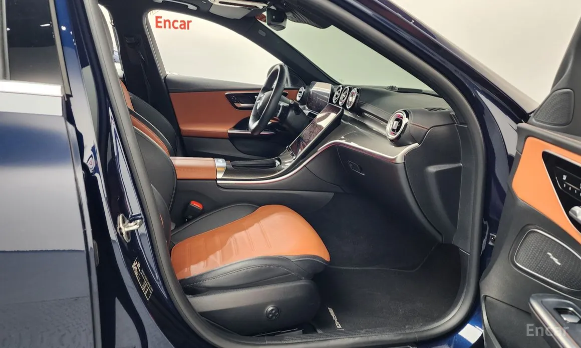 Фото 11 - Mercedes-Benz C-Class